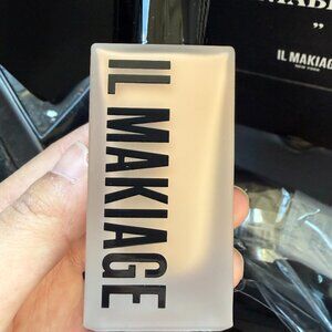 IL MAKIAGE Woke Up Like This Foundation 130 Full Size